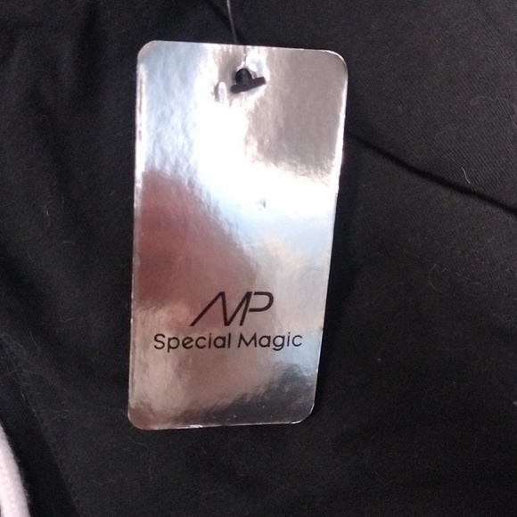 Special magic - Picture 2 of 2